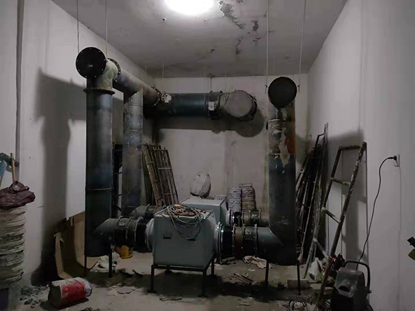濾毒機(jī)房?jī)?nèi)部圖